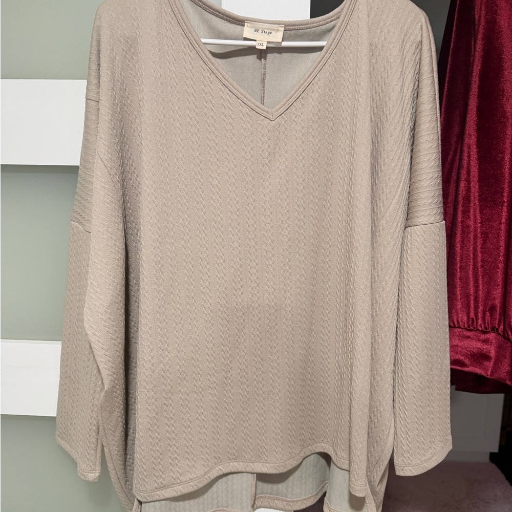 Taupe v neck top 1x